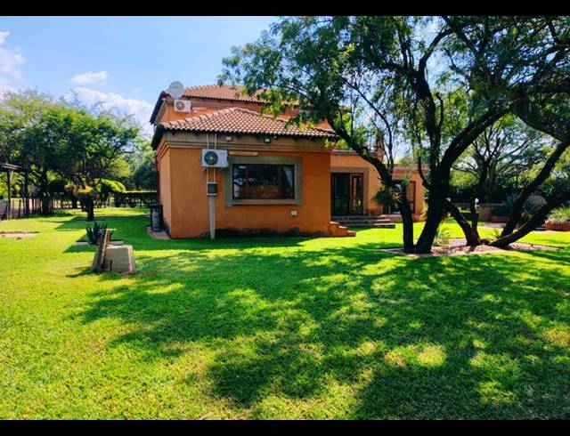 4 BEDROOM HOUSE FOR SALE IN KAMEELDRIFT EAST